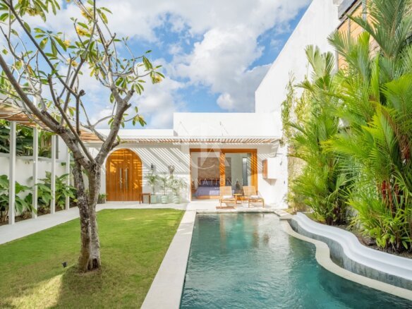 Spacious 4BR Villa for Rent with Private Pool